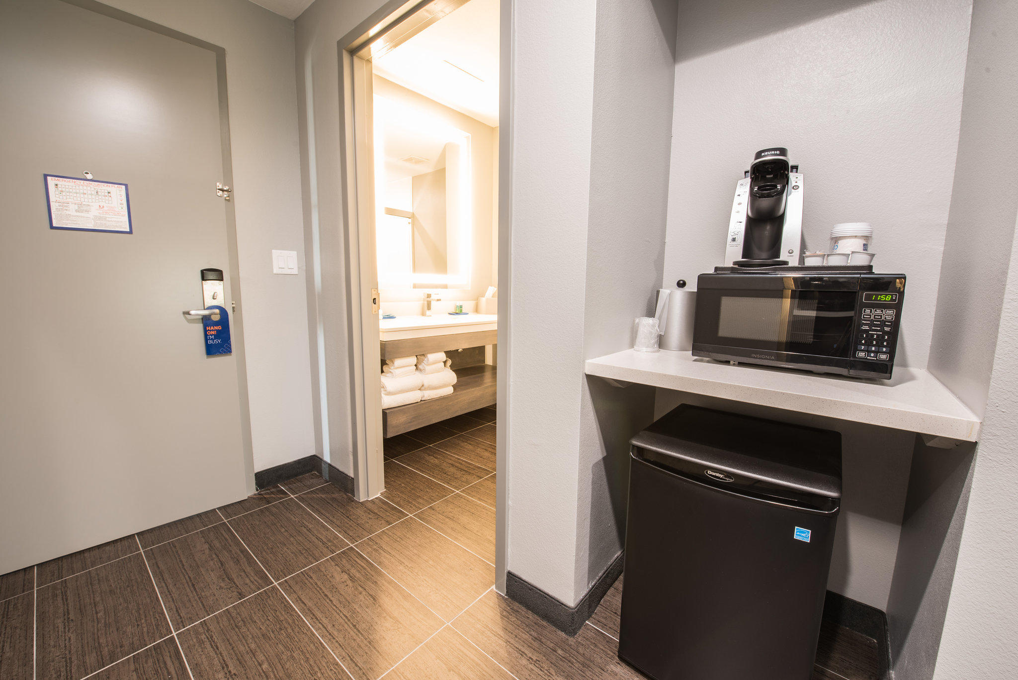 Фото Holiday Inn Express & Suites Houston - Hobby Airport Area, an Ihg Hotel