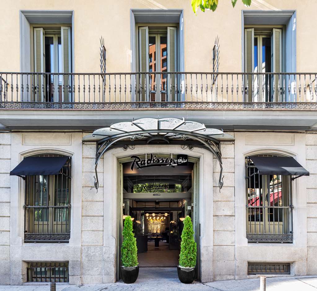 Фото Radisson Blu Hotel, Madrid Prado
