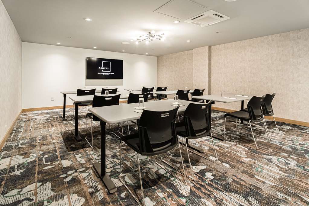 Фото Canvas Moncton, Tapestry Collection by Hilton