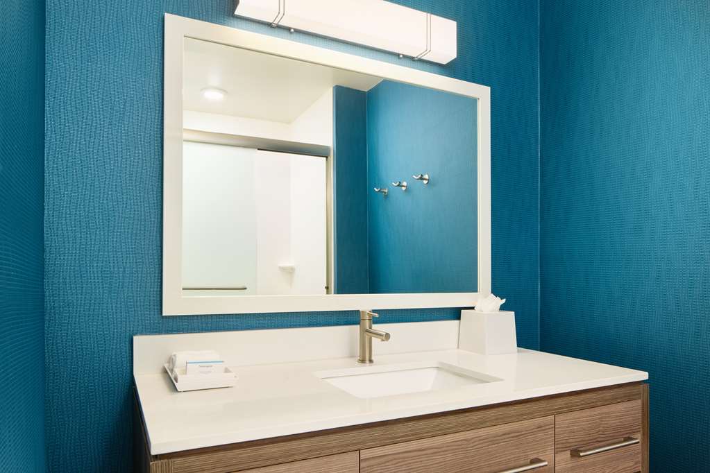 Фото Home2 Suites by Hilton Pensacola I 10 Pine Forest Road