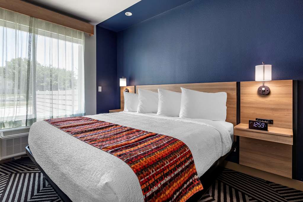 Фото Best Western Plus Amarillo East Hotel