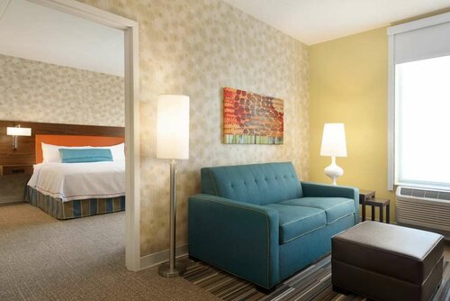 Гостиница Home2 Suites by Hilton Middleburg Heights Cleveland в Береа