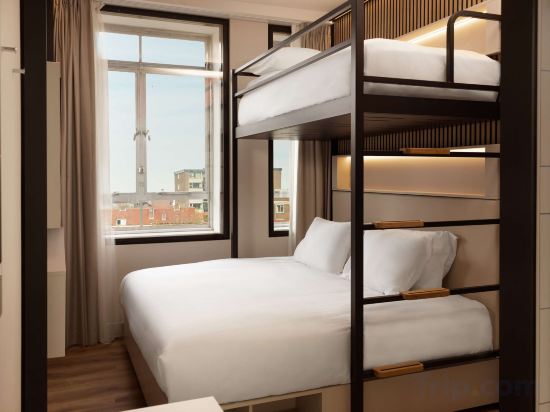 Фото Motto by Hilton Rotterdam Blaak