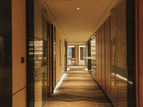 Фото Wulin Jingyu Tingyuan Hotel