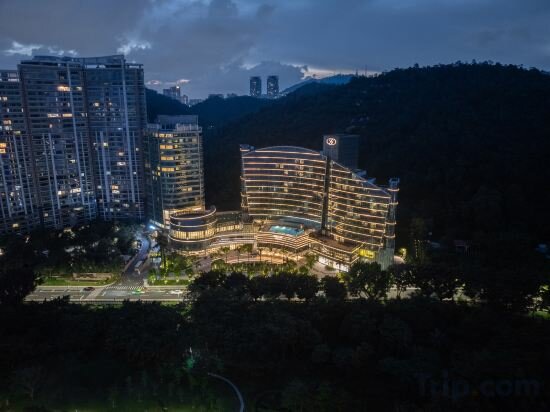 Фото Grand Bay Hotel Zhuhai