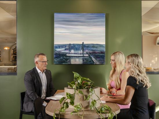 Фото Sage Hotel James Street