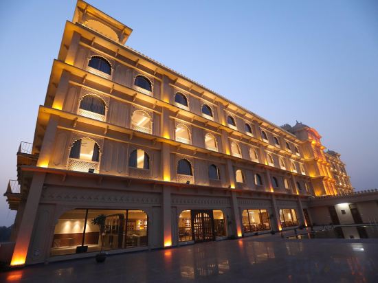 Фото Regenta Central City Vilas Palace Ambala