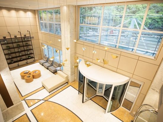 Фото Blue Tree Premium Verbo Divino