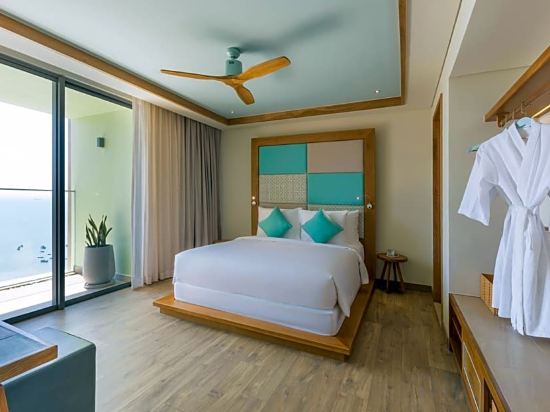 Фото Fusion Suites Vung Tau