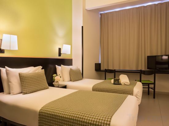 Фото Htop BCN City Hotel