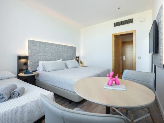 Фото INNSiDE Barcelona Aeropuerto