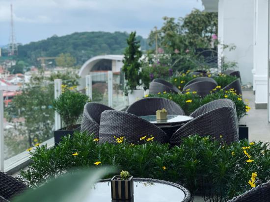 Фото New Life Dalat Hotel