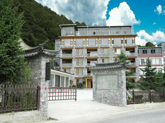 Hotel Deqin Yujian Meili Yangqia Chinese Inn Homestay, Dêqên, photo