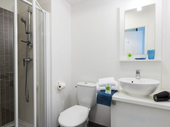 Фото Ténéo Apparthotel Bordeaux Maritime