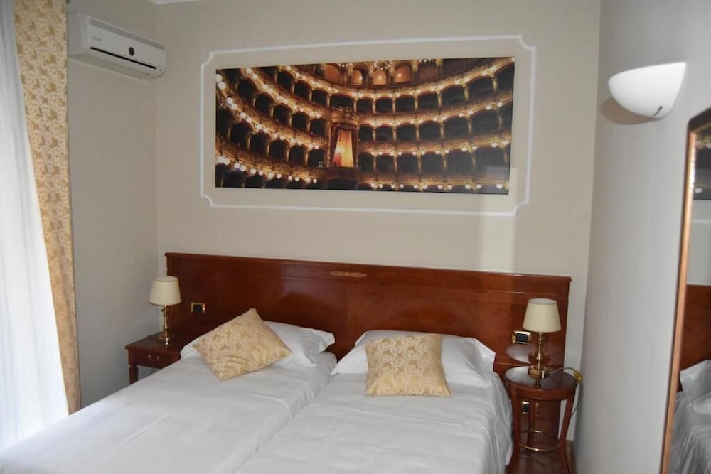 Фото Hotel Centrum