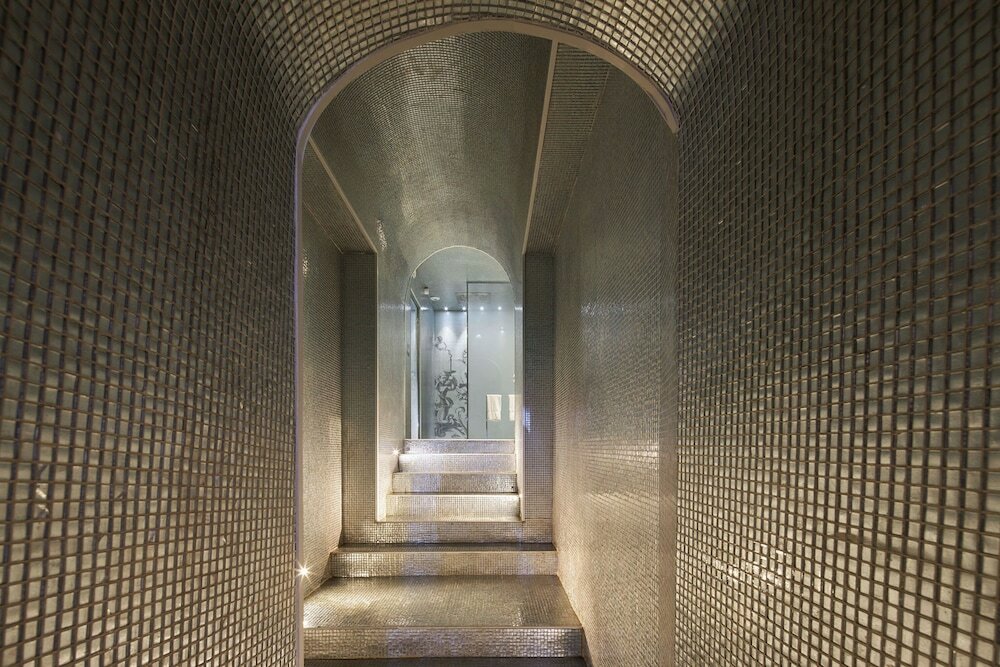 Фото Hôtel La Lanterne & SPA by Timhotel