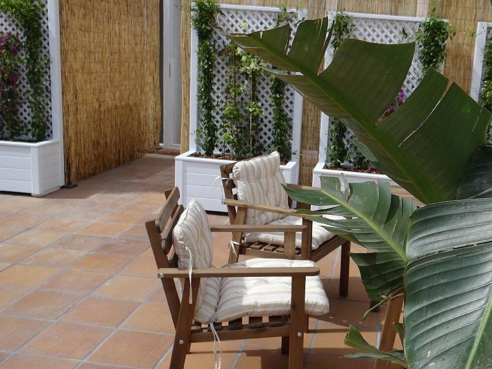 Фото Hostal Balkonis