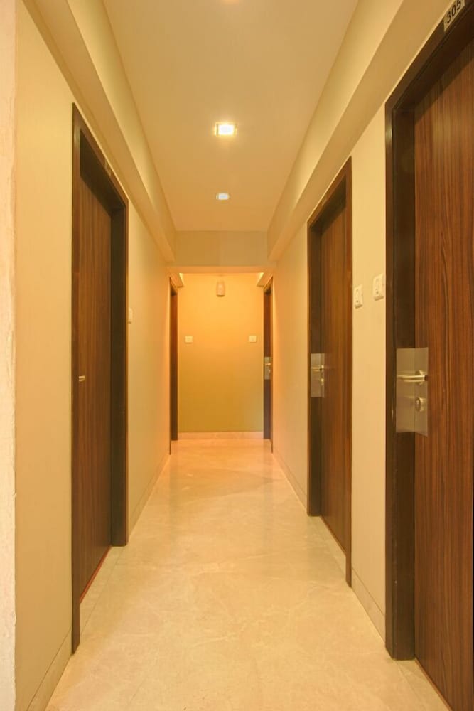 Фото Hotel Amigo