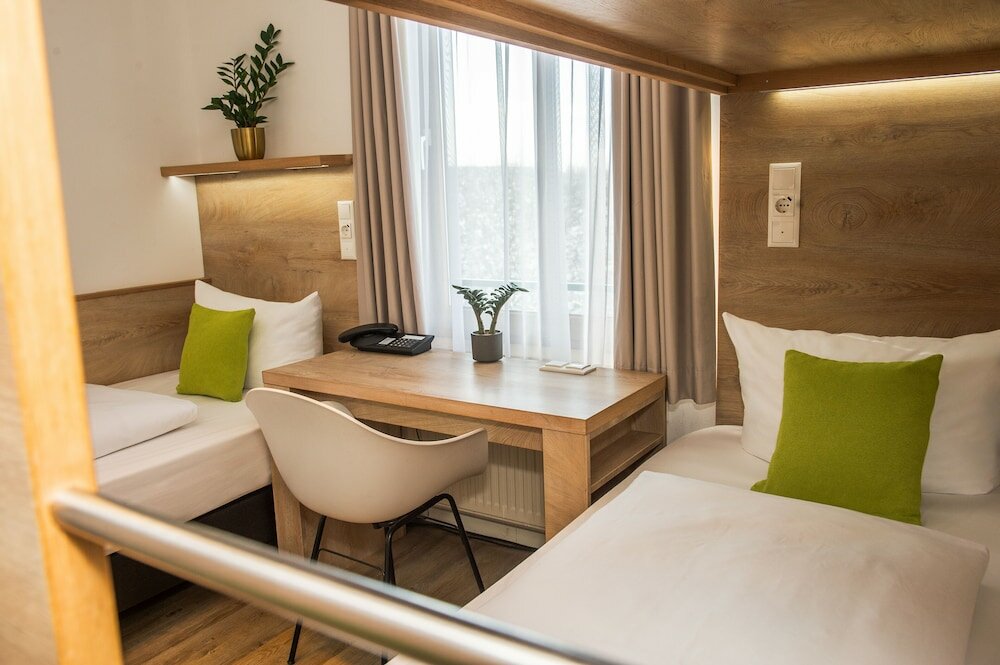 Фото Hotel Perlach Allee by Blattl