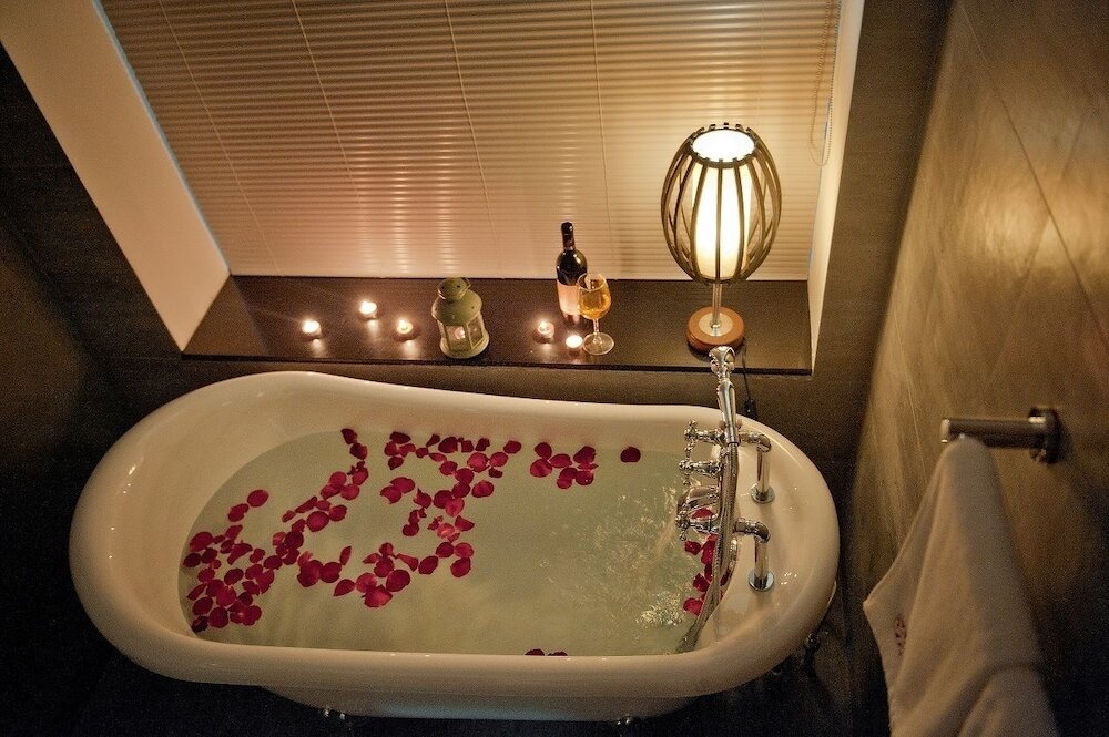 Фото Guilin Crystal Crescent Moon Hotel