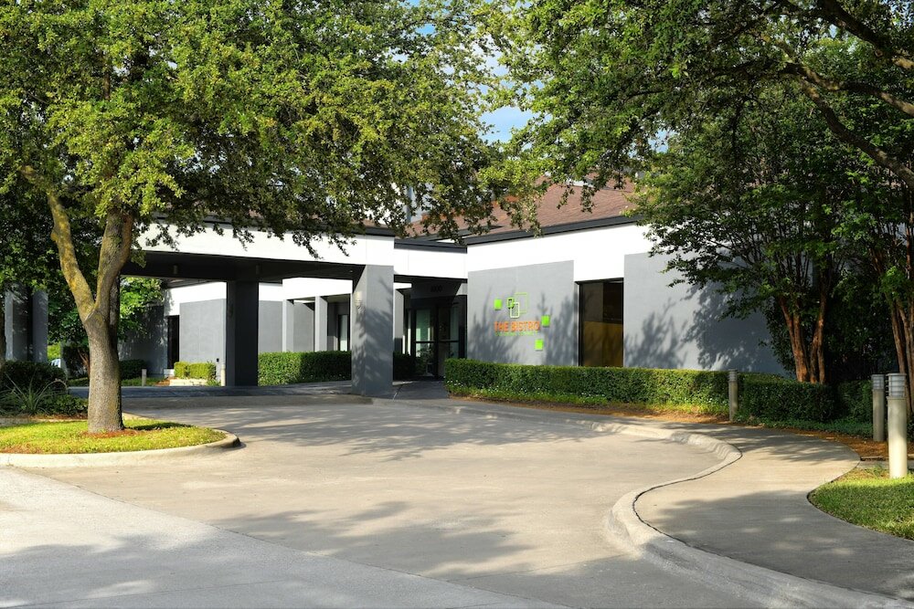 Фото Courtyard by Marriott Dallas Richardson at Spring Valley