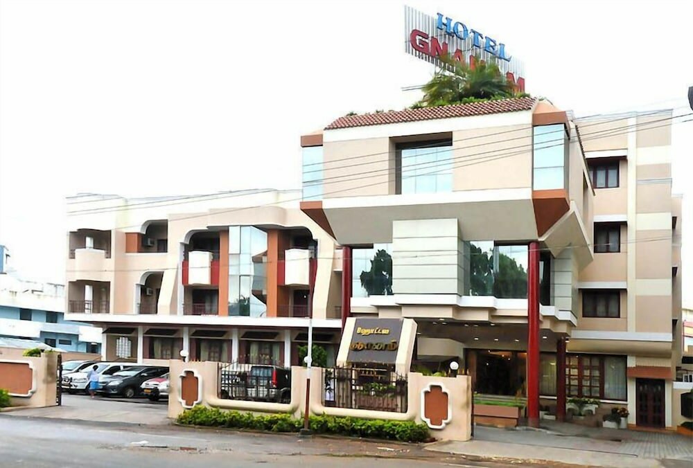 Фото Hotel Gnanam