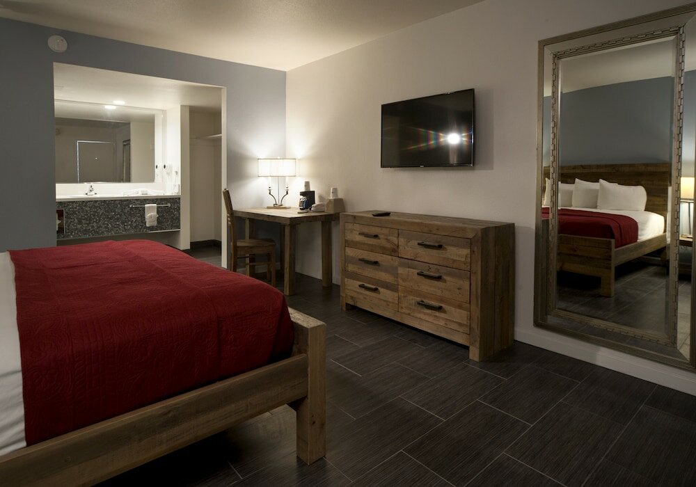 Фото Thunderbird Boutique Hotel