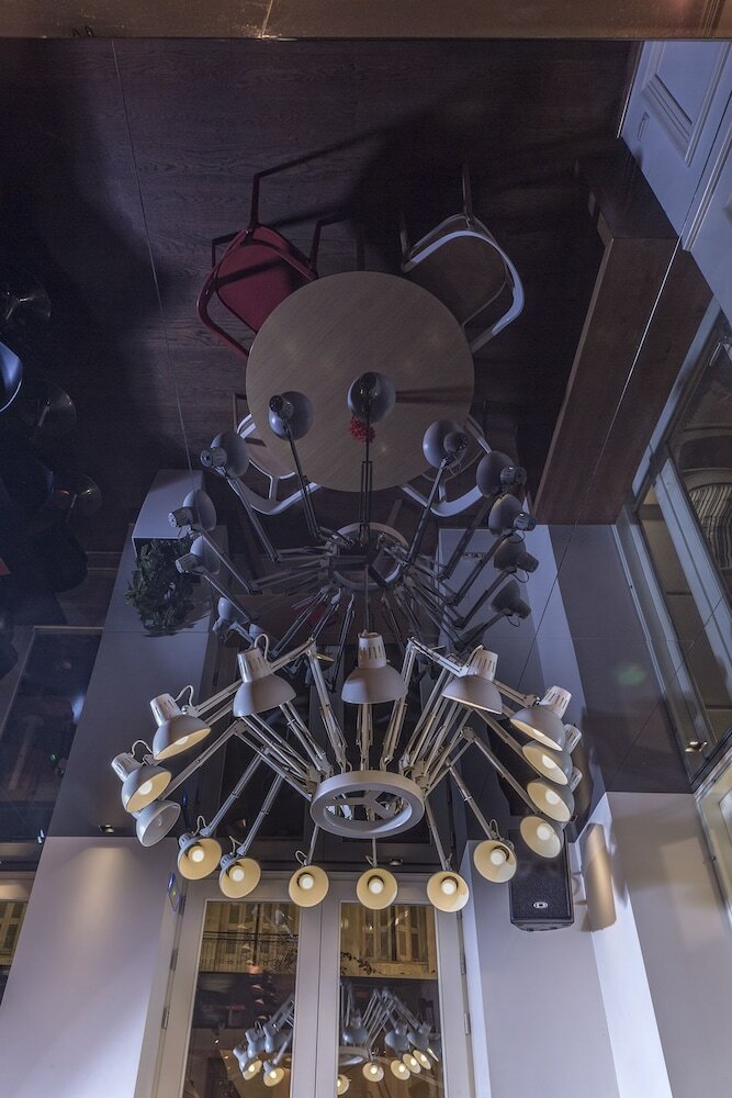 Фото 3Sixty Hotel & Suites