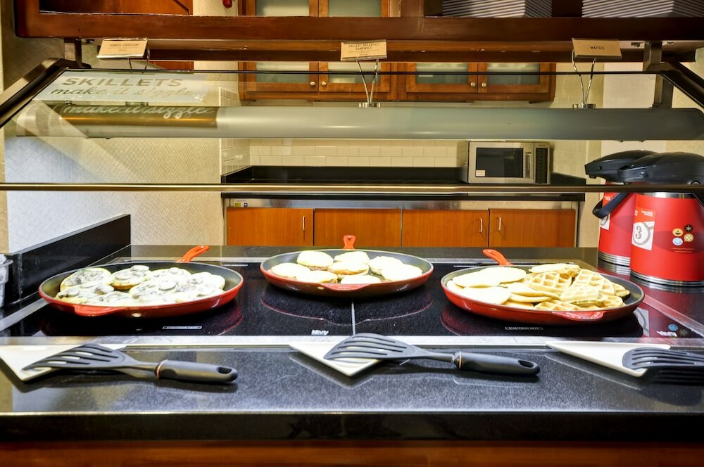 Фото Hyatt Place Albuquerque Uptown