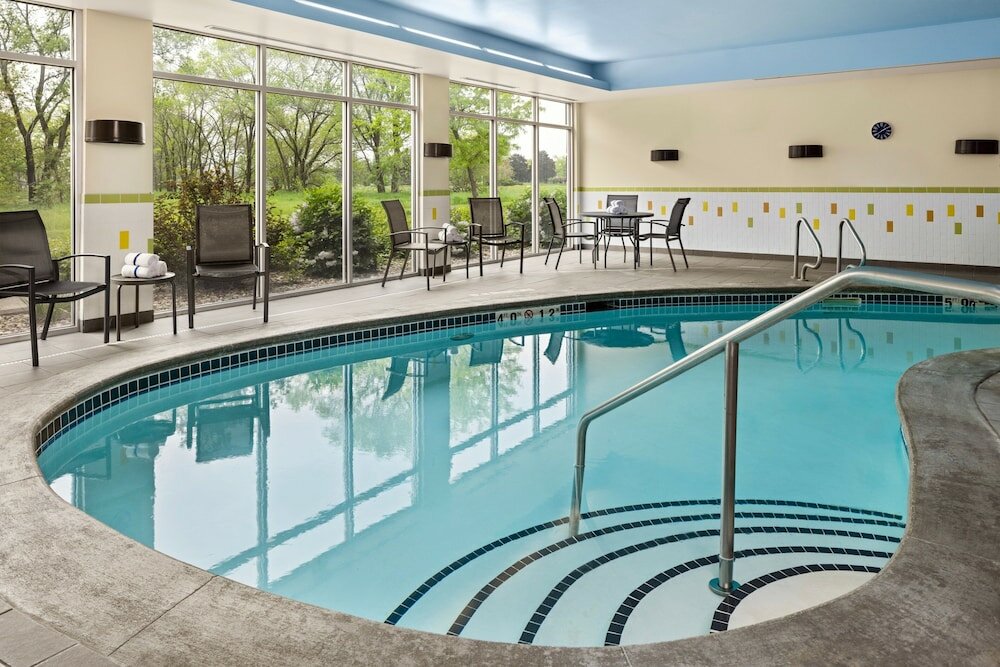 Фото Fairfield Inn & Suites by Marriott Waterloo Cedar Falls