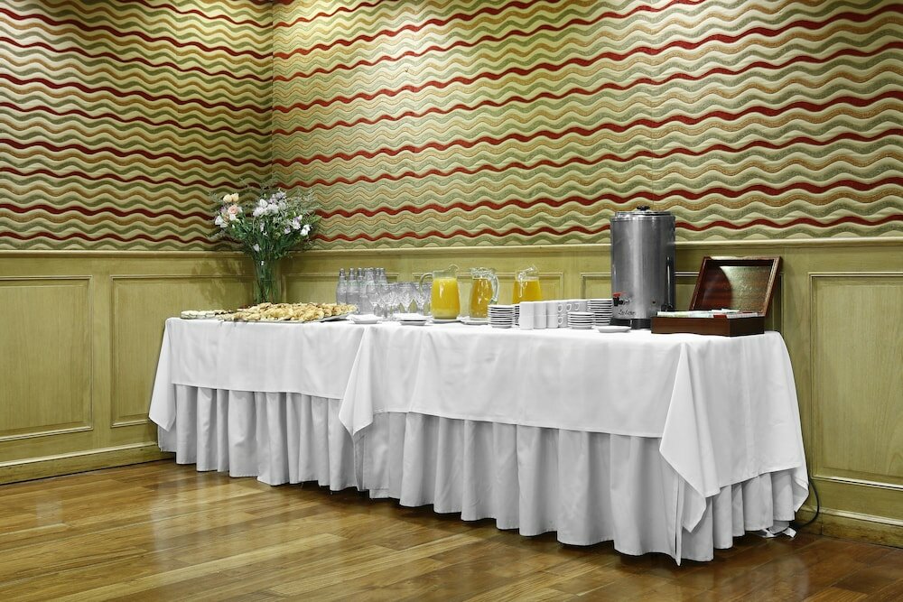 Фото Cyan Americas Towers Hotel