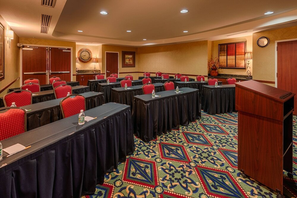 Фото Courtyard by Marriott Carson City