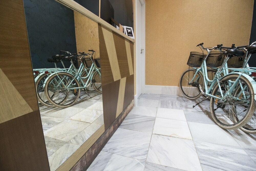 Фото Petit Palace Sevilla Canalejas