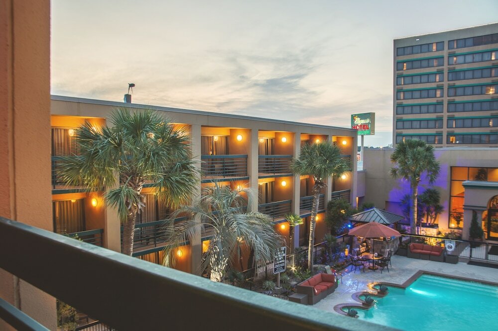 Фото Mcm Eleganté Hotel & Conference Center Beaumont