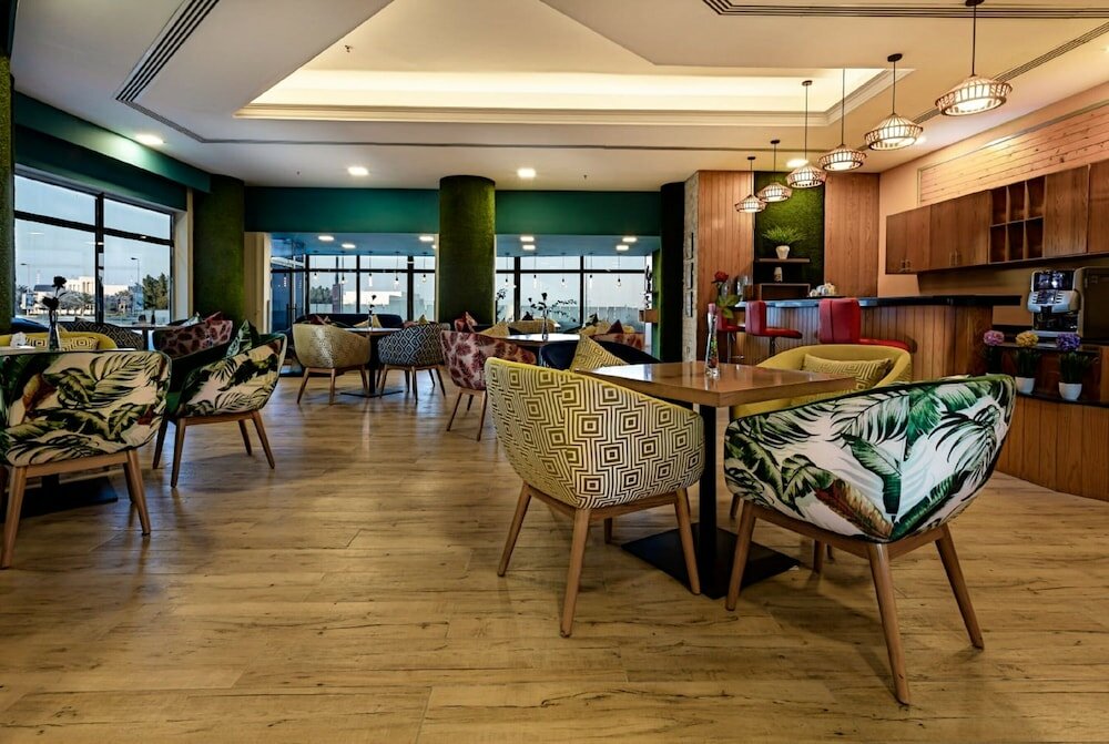 Фото Phoenicia Tower Hotel