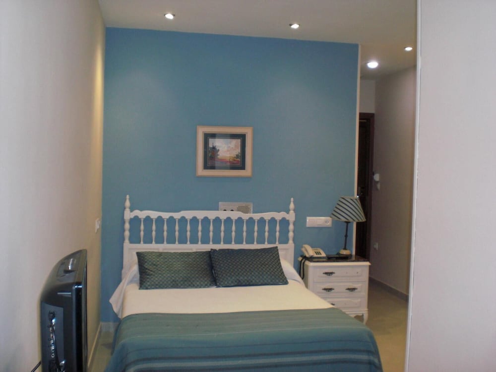 Фото Hotel Azpiazu