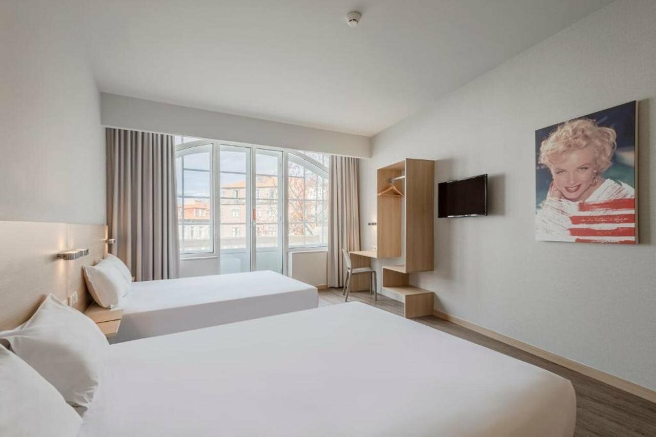 Фото Moov Hotel Porto Centro