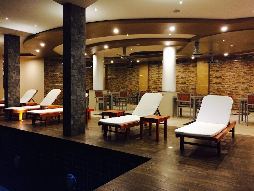 Фото Triton Beach Hotel & SPA