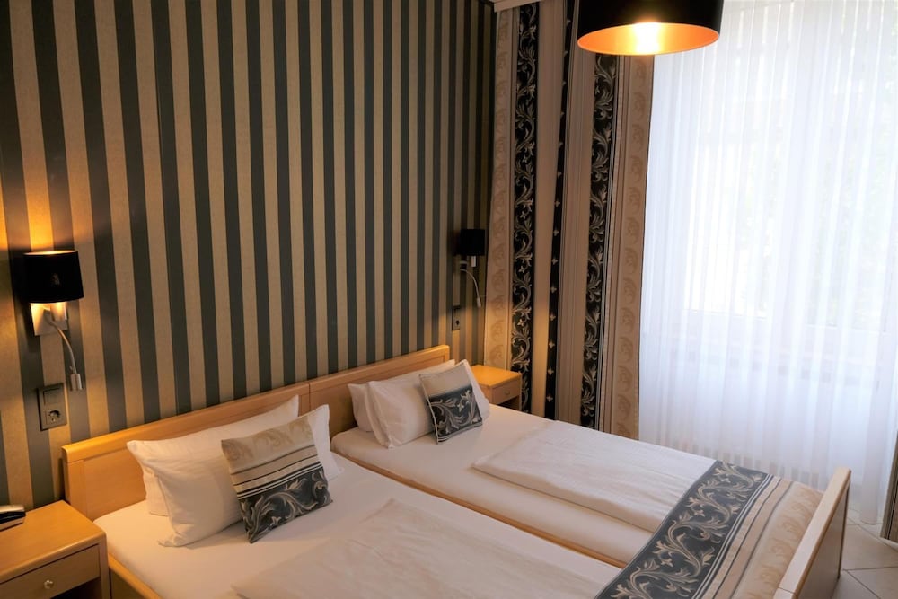 Фото Hotel Engelbert