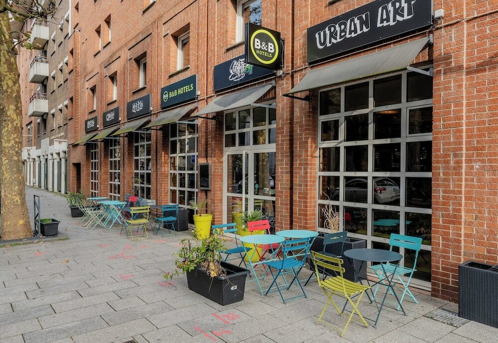 Фото B&B HOTEL Lille Roubaix Centre Grand-Place