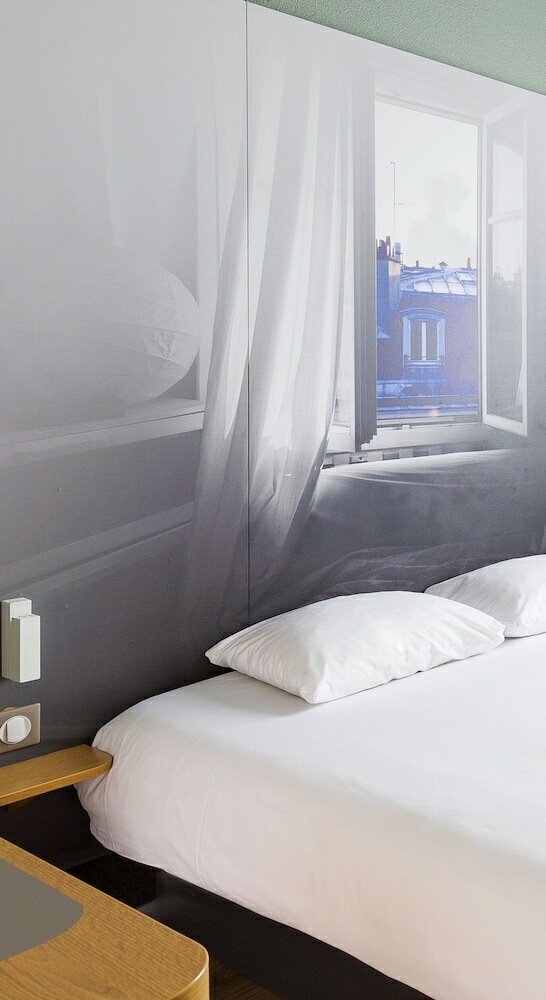 Фото B&b Hotel Avignon - 1