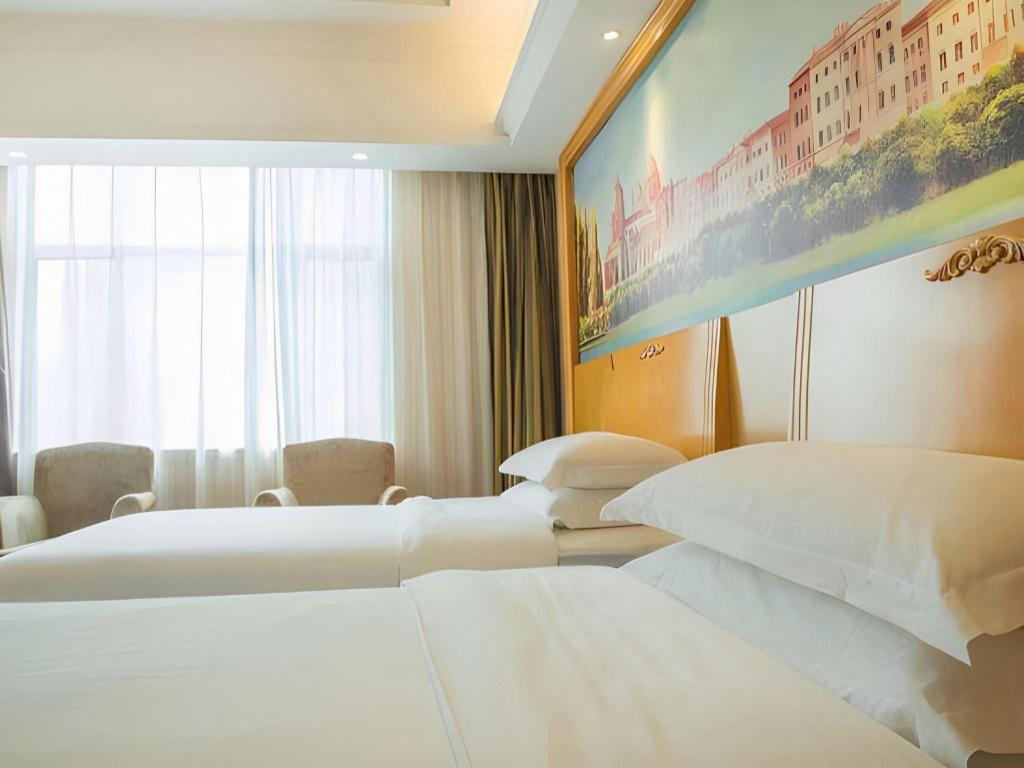 Фото Vienna Hotel