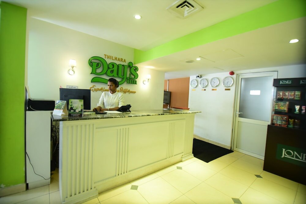 Фото Thilhara Days Inn