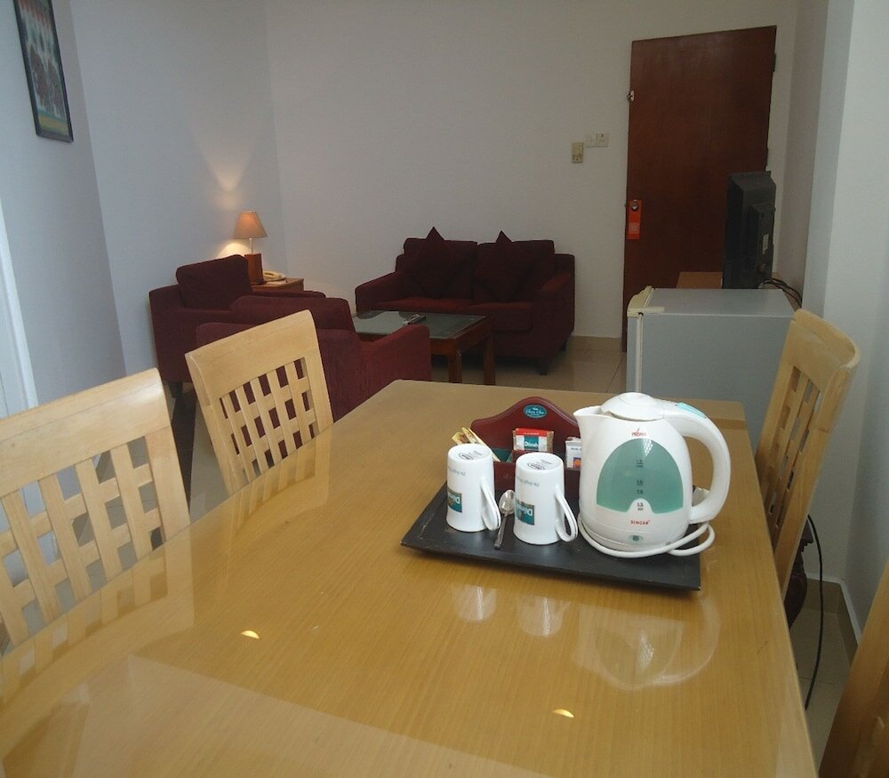 Фото Global Towers Hotel & Apartments