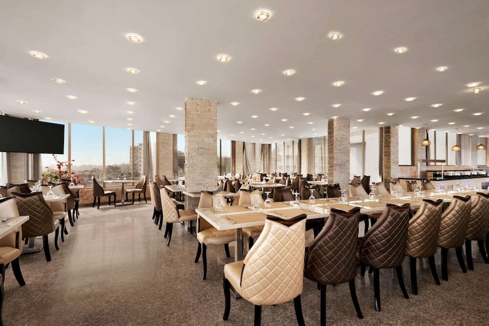 Фото Days Hotel and Suites by Wyndham Dakar