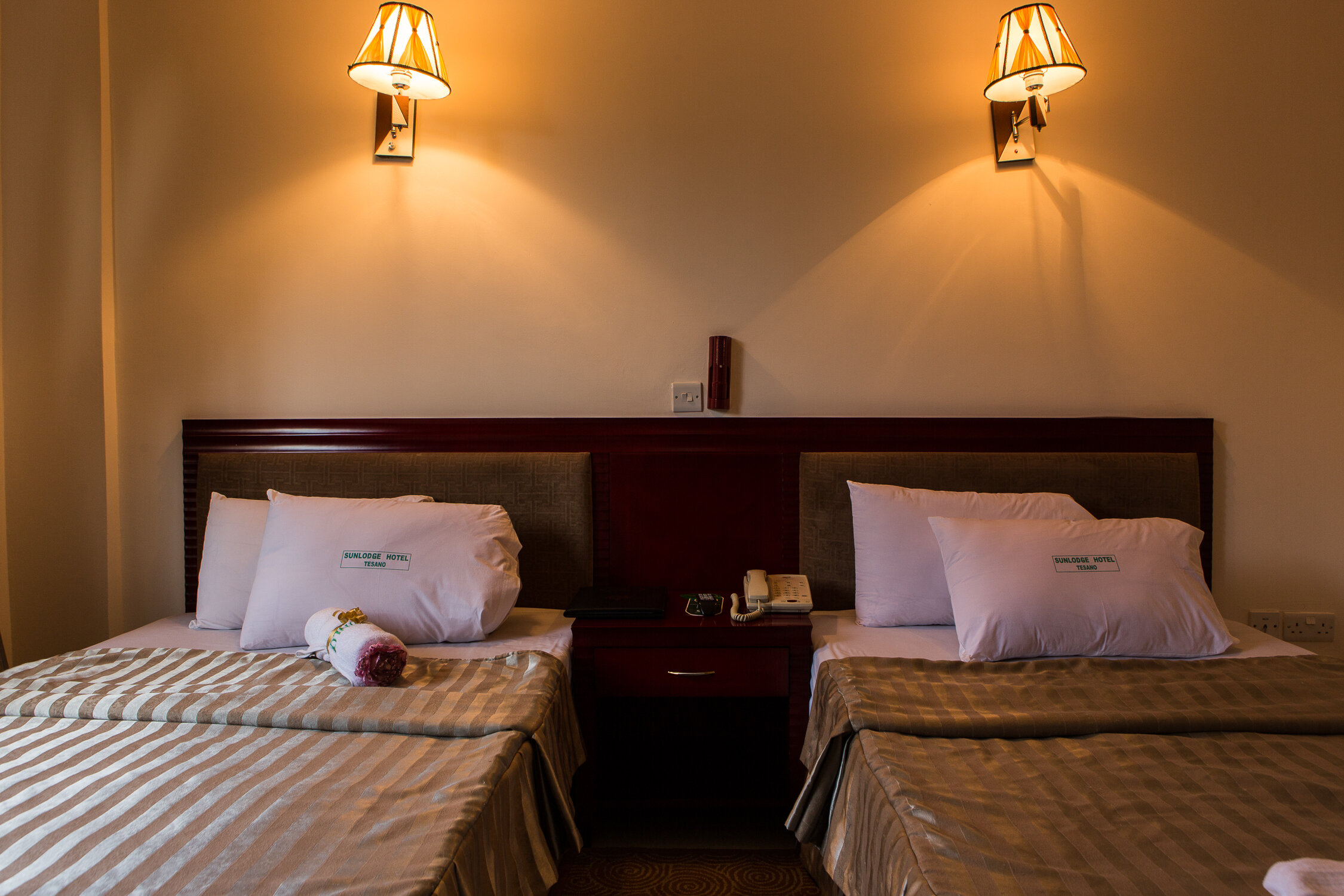 Фото Sunlodge Hotel