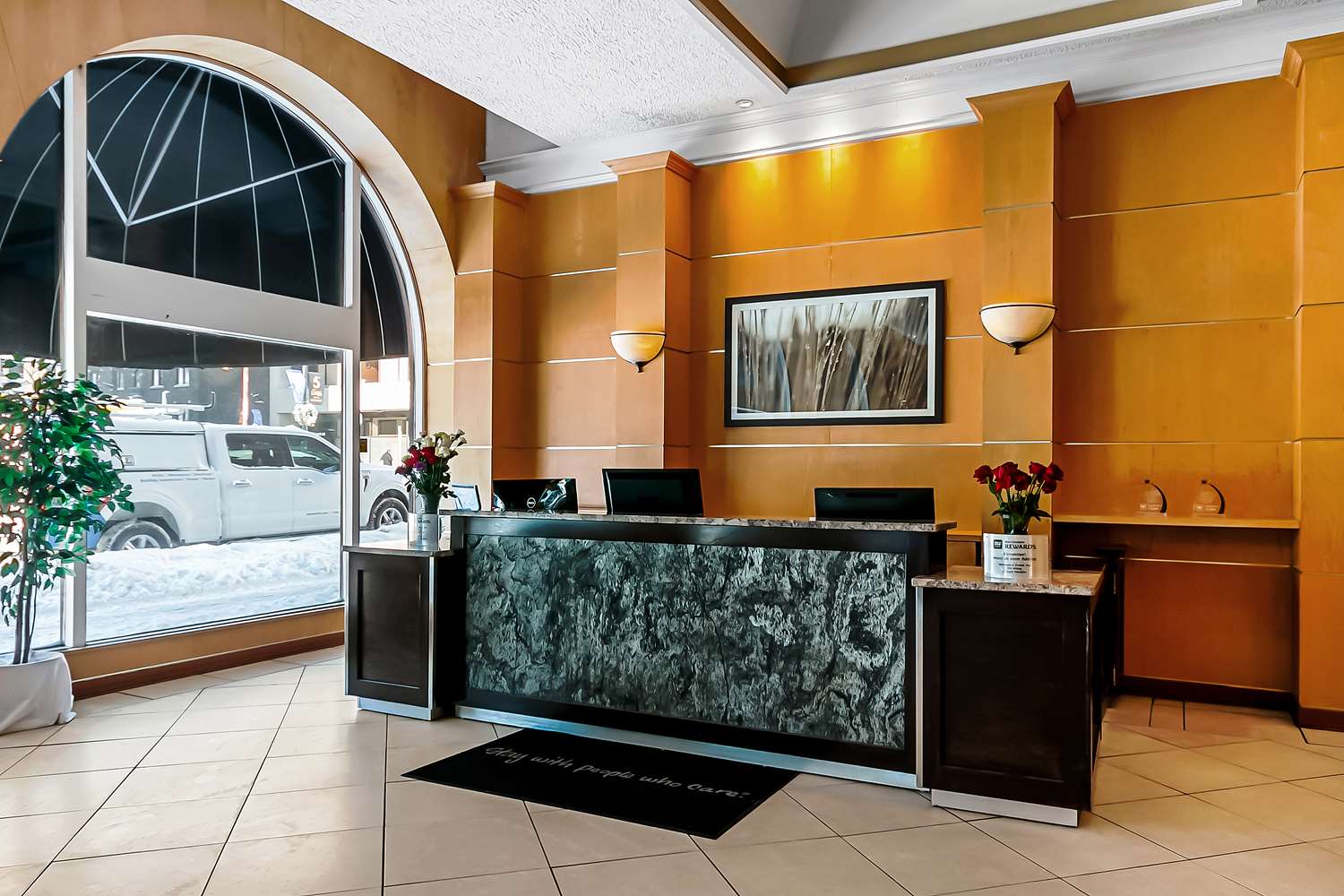 Фото Best Western Downtown Sudbury Centreville