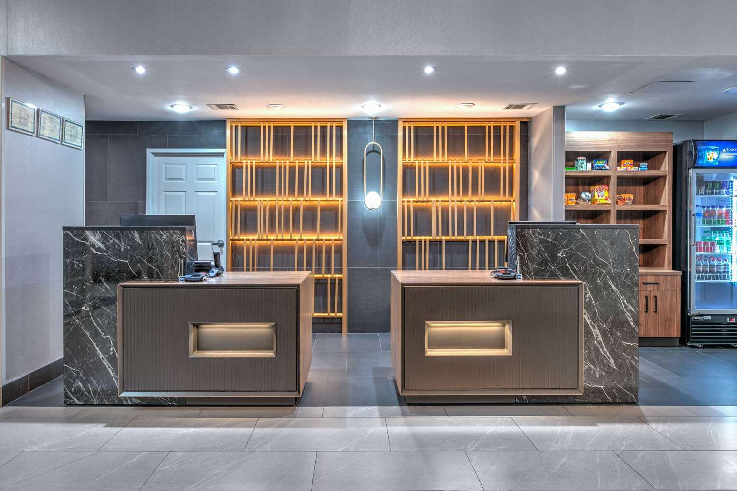 Фото La Quinta Inn & Suites by Wyndham Decatur