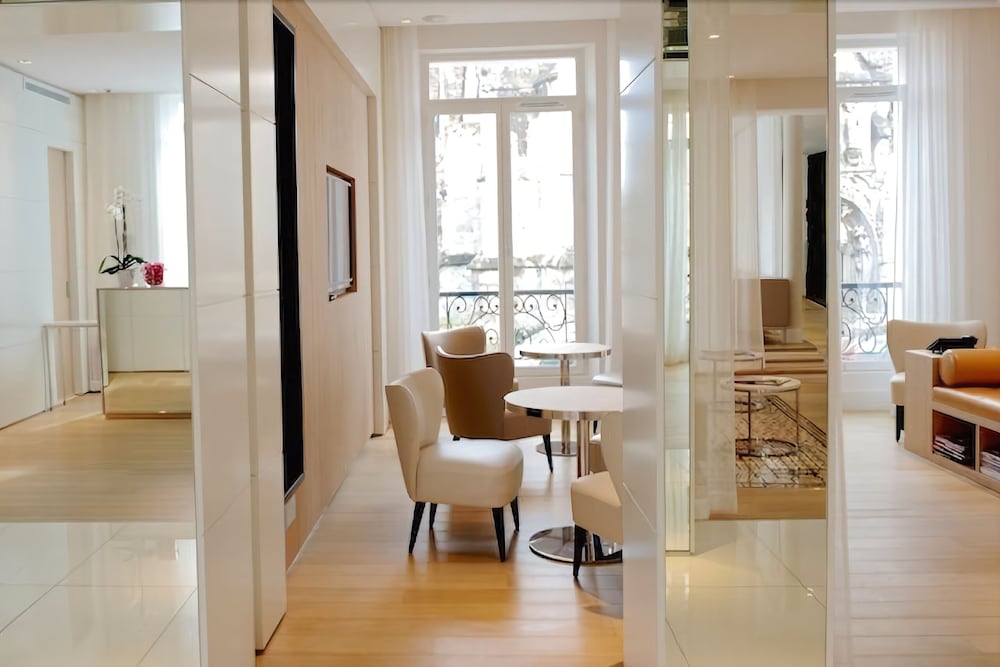 Фото Le Cesar Hotel