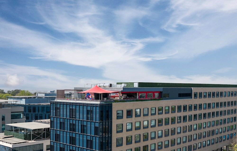 Фото Radisson Red Johannesburg Rosebank